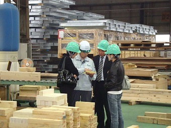 お客様の梱包工場視察2